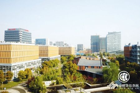 江苏扬州：集约用地打造特色小镇