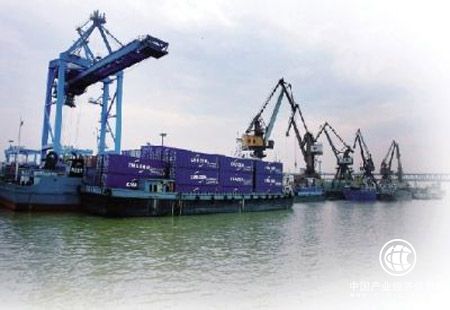 安徽：依托黄金水道构筑综合立体交通走廊