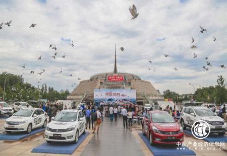 第四季品质之旅东风风神线上直播启动仪式