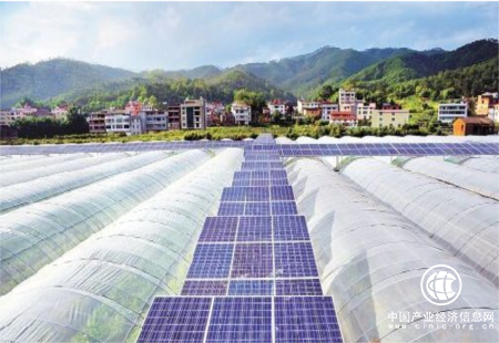 福建：光伏发电实现扶贫、环保“双赢”