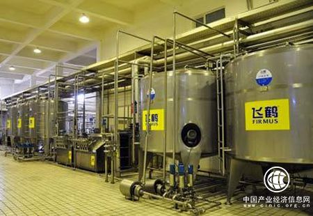 讲好品牌故事 飞鹤打造满足全球四地标准奶粉