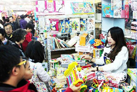 人民时评：进一步释放国内市场需求潜力