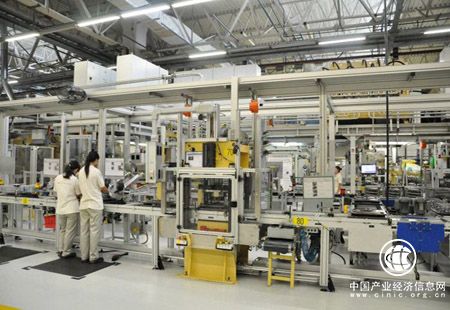 上半年长三角两省一市制造业加速回暖