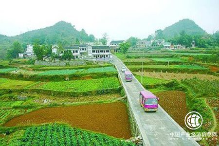 山西拟三年改造农村公路5.6万公里 建旅游公路4千公里