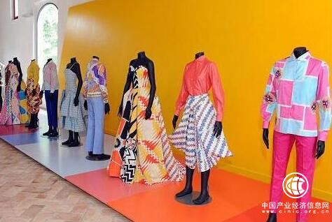 服装行业借力“双11”进入“新战场”　顾客体验成为重要一环