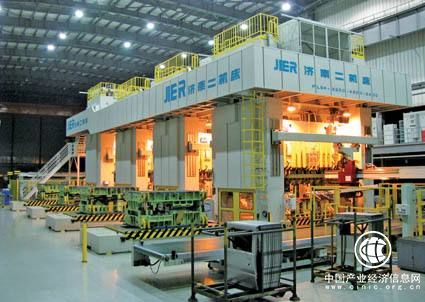 引领全国行业变革 济南二机床集团成行业典范