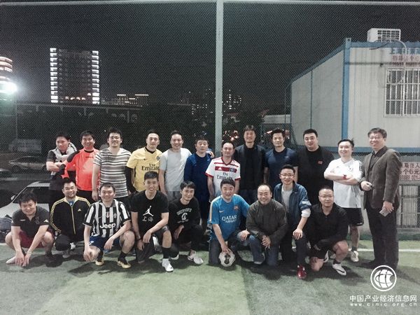 世纪之战！德累斯顿和柏林爱乐组团要与上海交响乐团踢足球赛