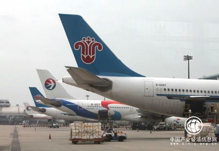 最新数据显示全球航空货运需求增速放缓