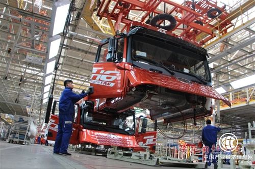 一汽解放：引领中国商用车驶入智能时代