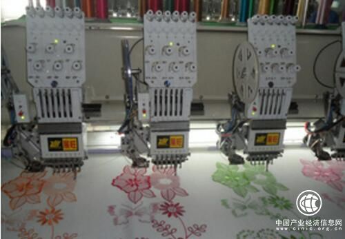 浙江诸暨顺利通过“中国刺绣机产业基地”评审