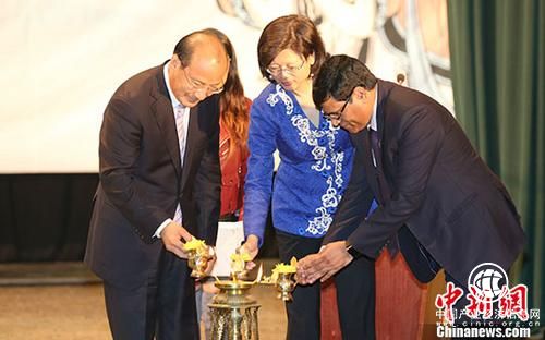 “孔子故乡·美丽山东”文艺晚会在加德满都上演