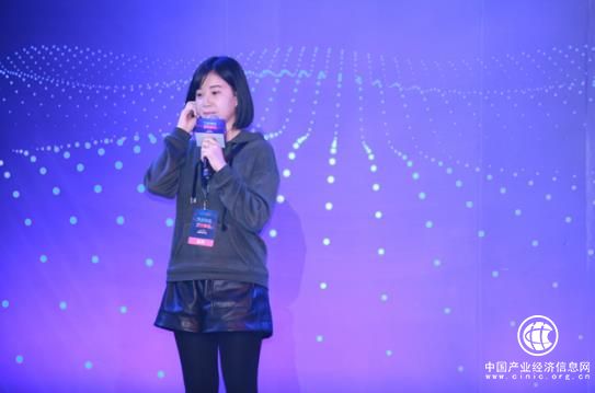 饿了么推出的这项暖心科技，让百万外卖小哥骑车无需再低头看手机