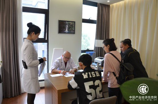 橙丝带疤痕公益 下月重庆华丽点亮