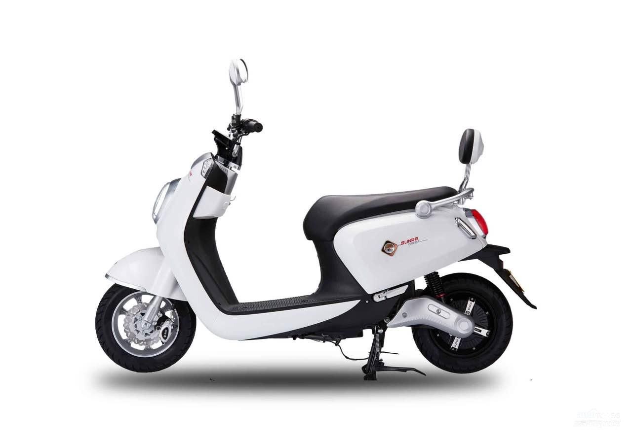 创新技术再升级,新日百变车型闪耀2017