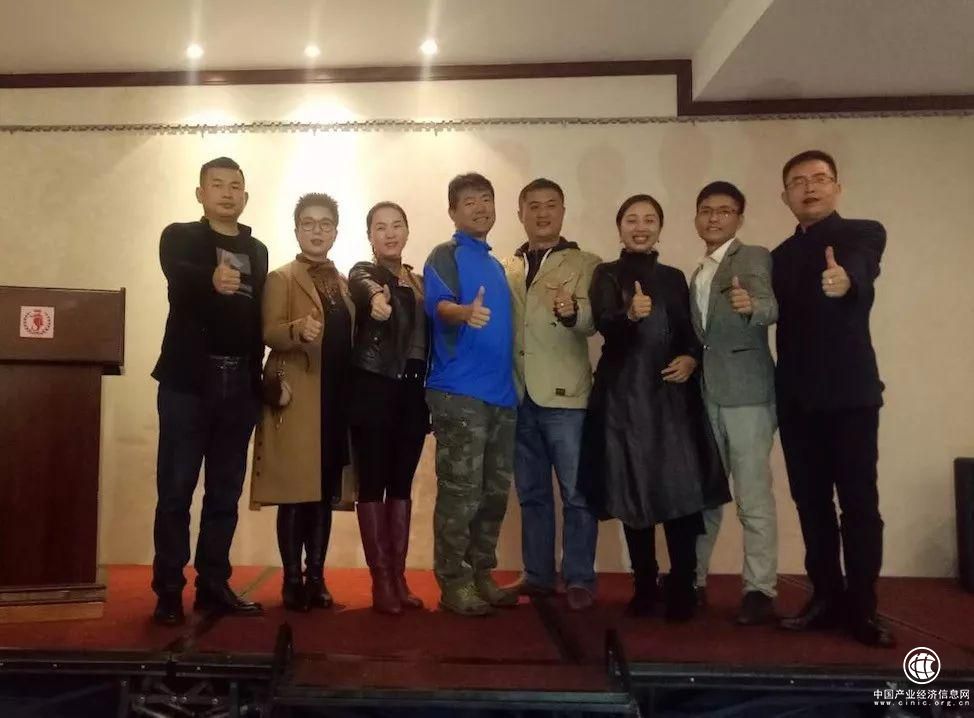 热烈祝贺环球悦旅会湖南分公司成立暨授牌仪式圆满成功