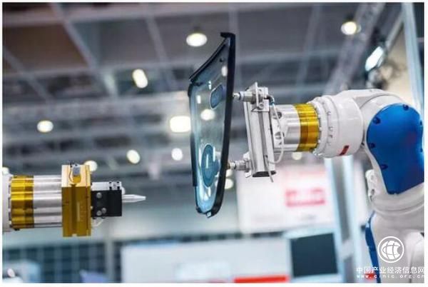 目标产业数字化占比超30% 中国电信创新实践助推产业升级