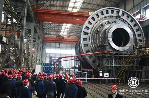 携手紫金矿业 中信重工再创矿业装备新纪录