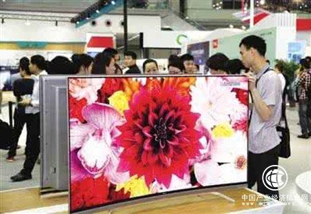 面板价格再降 入手大屏彩电正当时
