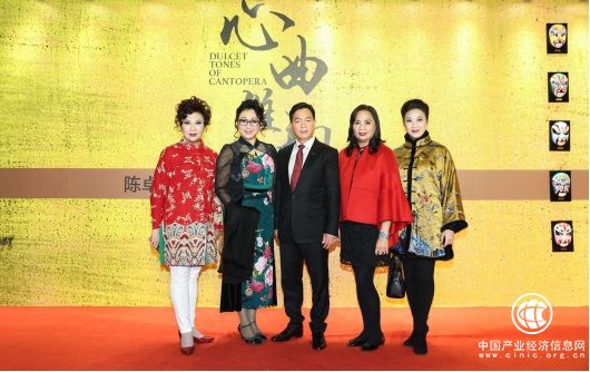 地产总裁发唱片，立志推动传统文化