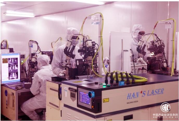 不靠人海战术做到全球产能第一，海信宽带智能工厂有啥秘诀？