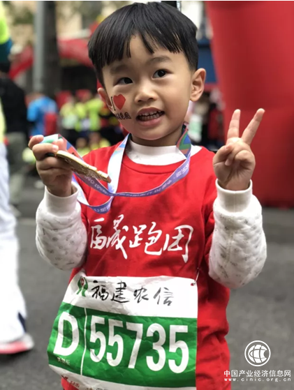 好“晟”者联盟集结__福晟跑团首次征战福州国际马拉松赛事