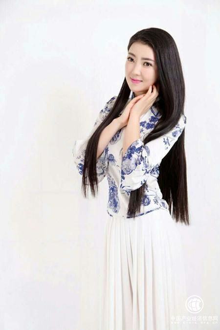 诗芮轩2017年终盛典圆满落幕 任妙音亲临助阵