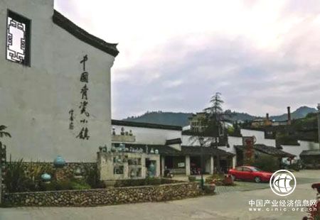 精准定位 理清发展模式 特色小镇进入冷静发展期