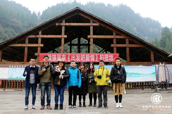 来十二背后，看风景之王，收获400万曝光量  