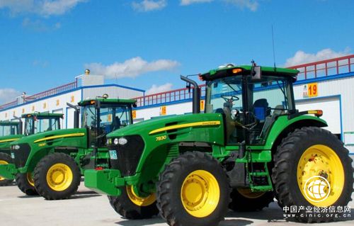 拖拉机市场连续两年两连跌 2018是否会触底反弹？