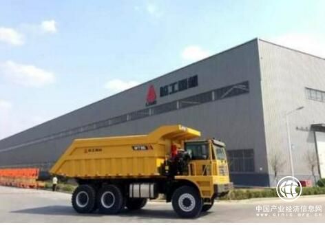 势如破竹 临工重机市场销量稳居行业第一阵营