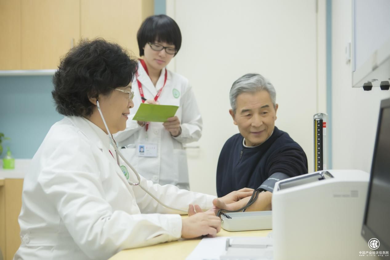 泰康医养社区布局12城，推动新时代养老革命