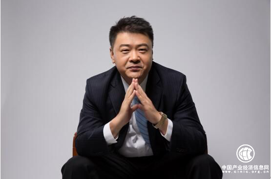 徐茂栋获年度关注人物奖