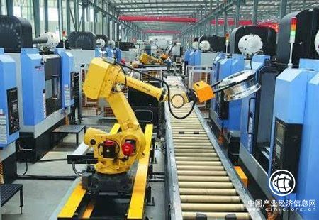 着力先进制造 福建推动产业迈向中高端