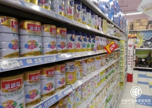 十年磨剑 国产奶粉销售额重拾增长