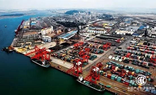 探索建设自由贸易港 谱写对外开放新篇章