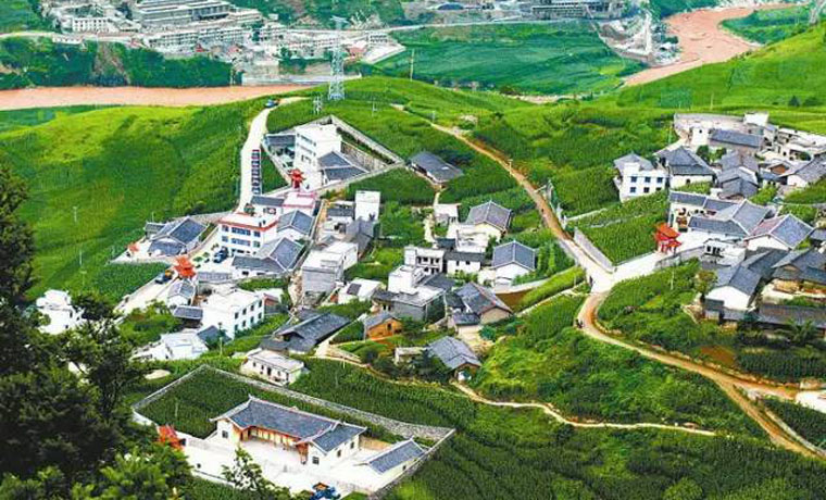 旅游业成为四川凉山发展新引擎