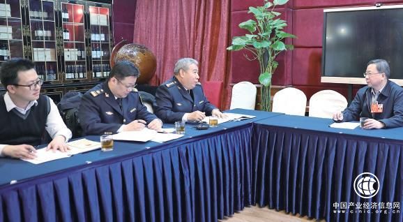 48小时内办结代表的建议：对船舶燃料油污染出重拳