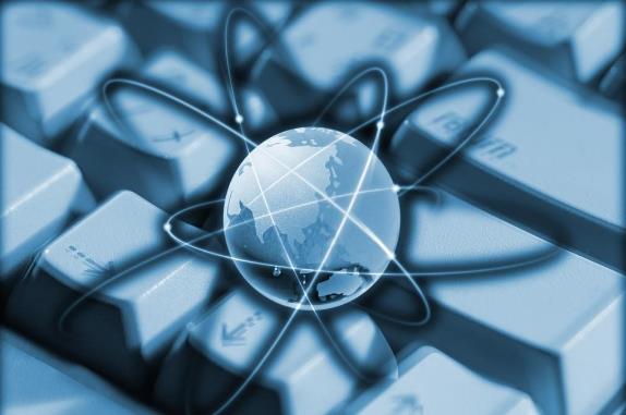 两会聚焦：两会代表热议信息通讯，政府驱动成果丰硕