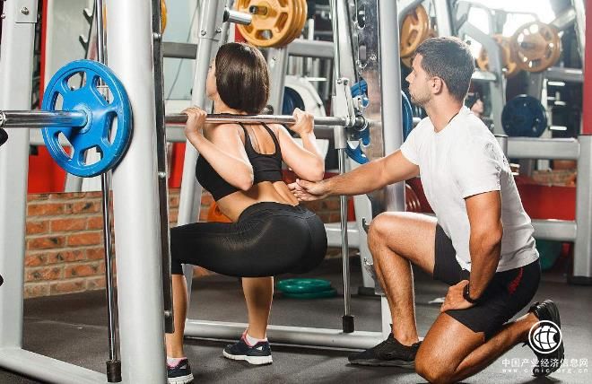 几百元免试拿证，业内呼吁从业标准——健身教练资质乱象调查