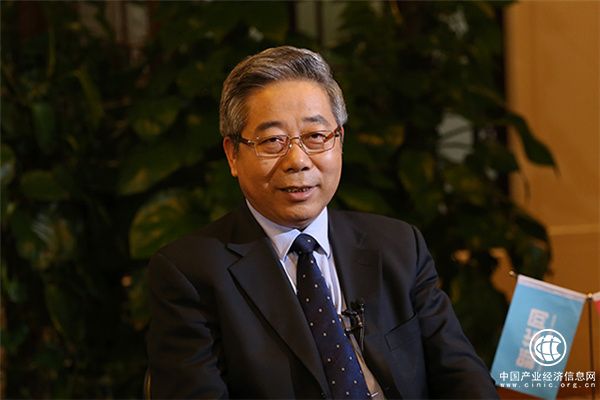 教育部部长陈宝生全面解答老百姓关于教育方面的各项问题