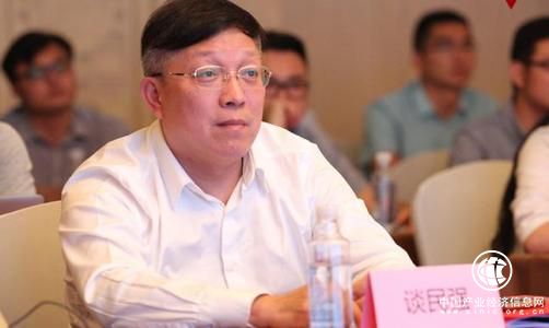 我国汽车行业已经走在从大到强的路上，未来还有重大机遇