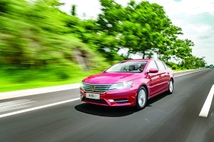 荣威i6挑战超低油耗 2.99升！载入吉尼斯世界纪录