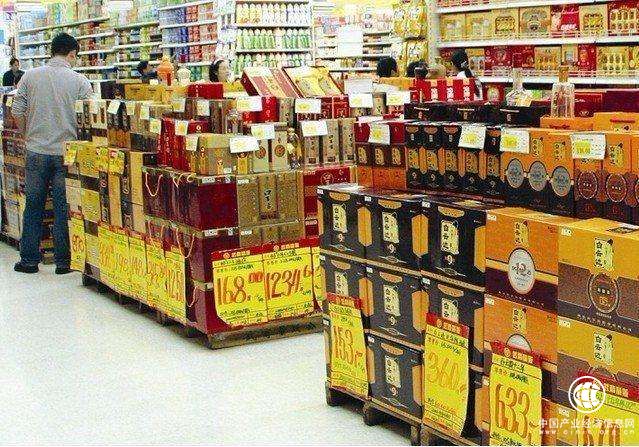 大量资金涌入白酒市场，白酒行业再遇“黄金十年”？