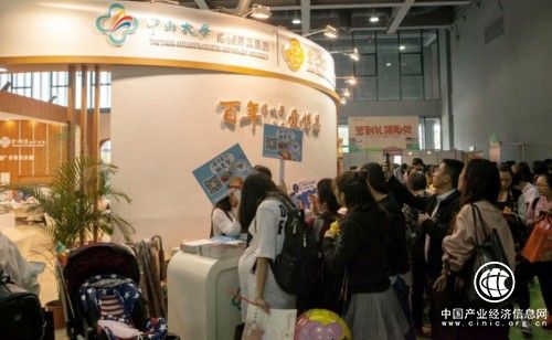 爱博恩“专属高端定制”婚博会上备受追捧