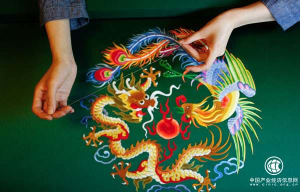 斩获酒业三项殊荣，水井坊引领文化名酒价值何在？