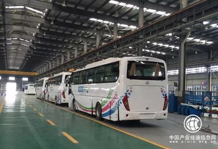 客车出口：2017继续下滑 2018喜忧难料