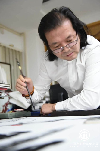 自幼酷爱书法,师从书画界领军人物--一代宗师沈学仁为师.