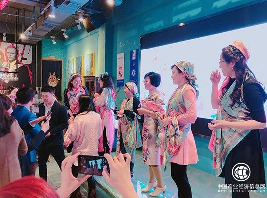 云图片