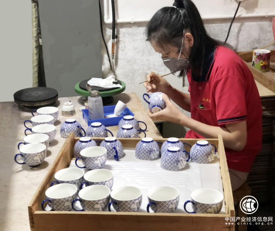 不负使命，跨越速运护航博鳌国宴用瓷
