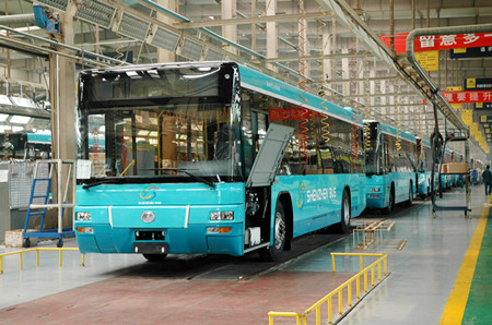 履行“双重使命”宇通扛起新时代的责任担当